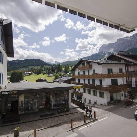 Accogliente Appartamento In Corso Italia Cortina d'Ampezzo Exterior foto